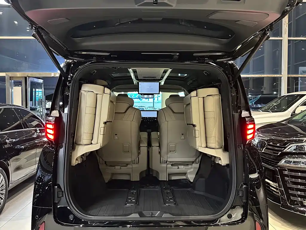 Toyota Alphard Hybrid 2.5L Premium Enjoy Edition, фото 23