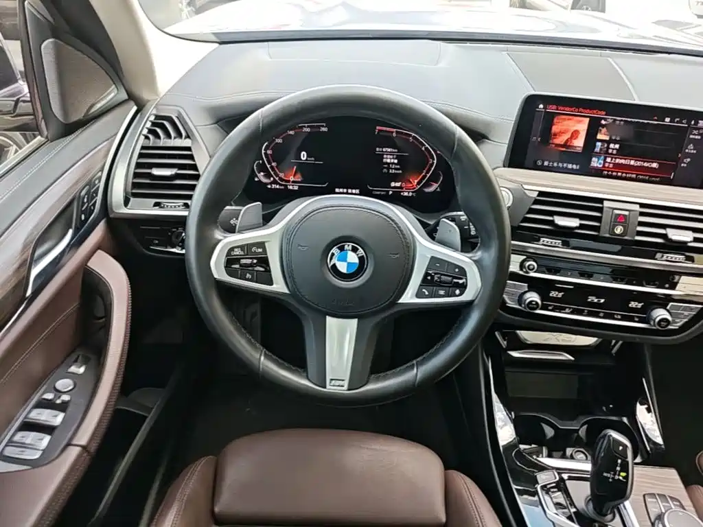 BMW X3 — миниатюра 11