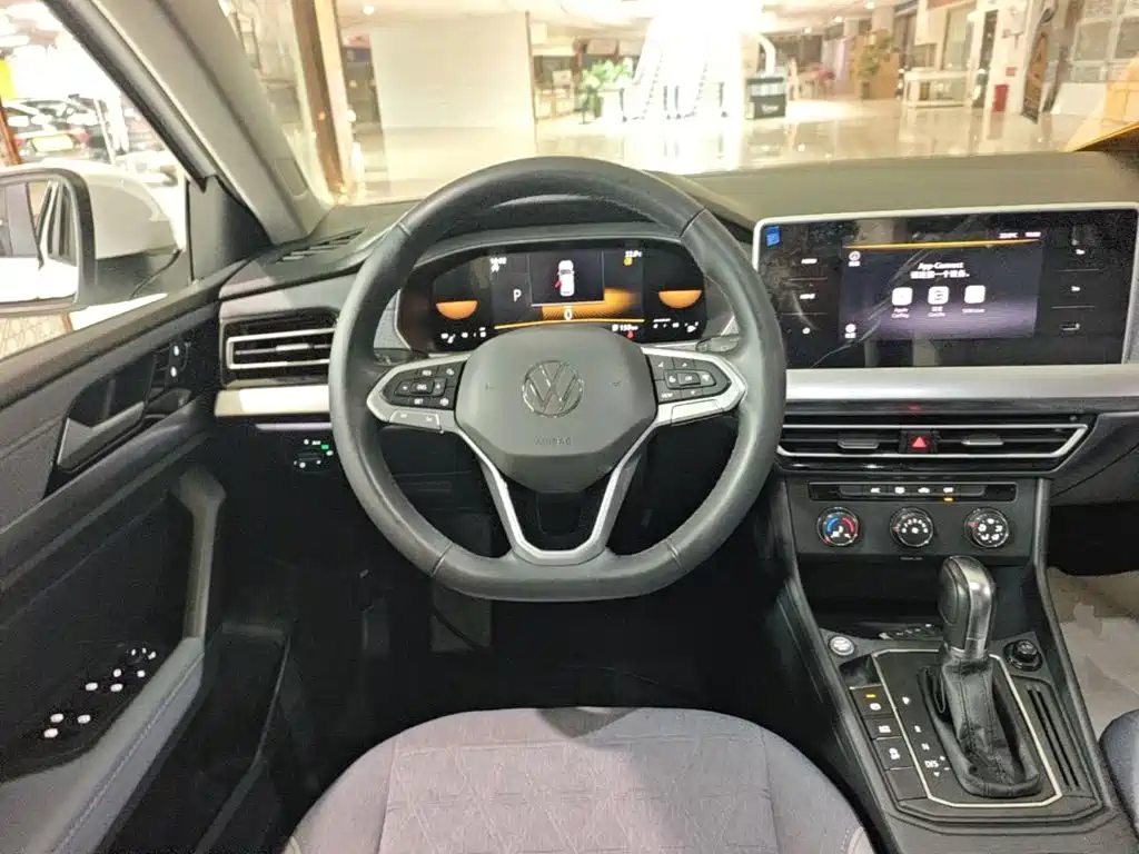 Volkswagen Lavida — миниатюра 11