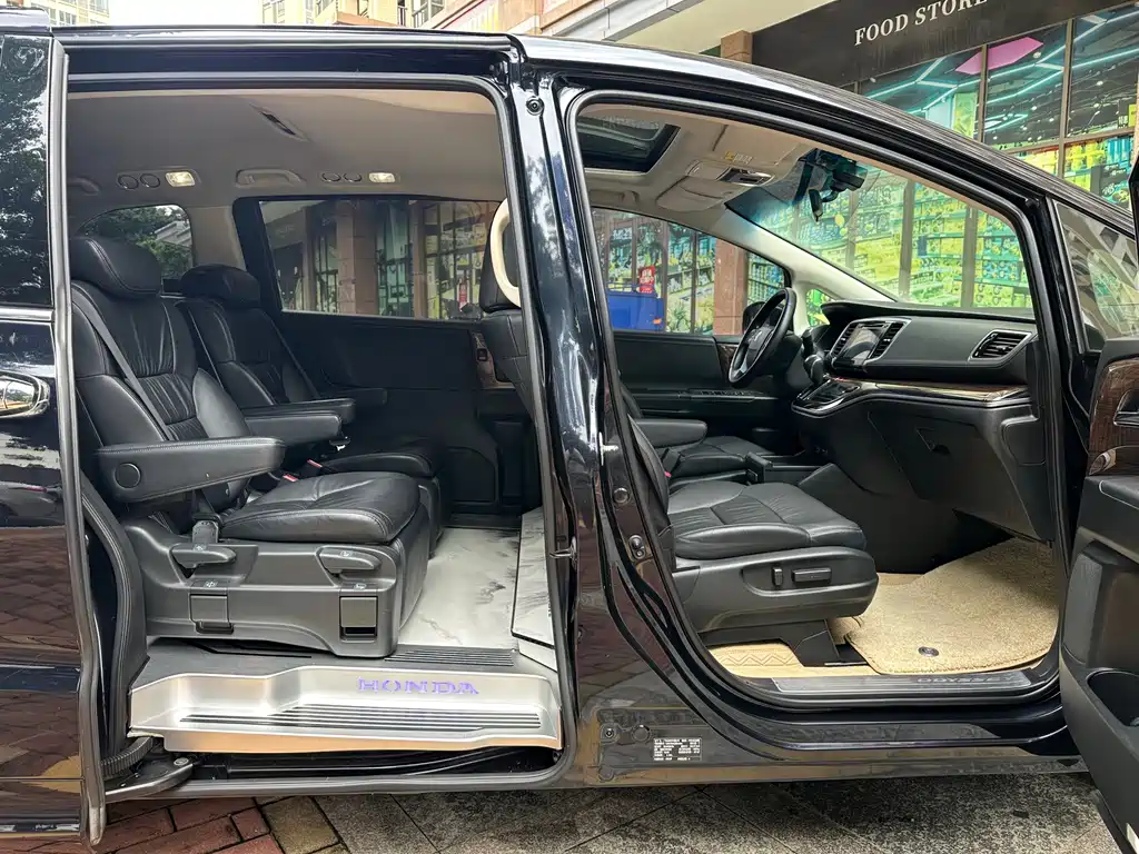 Honda Odyssey — миниатюра 12