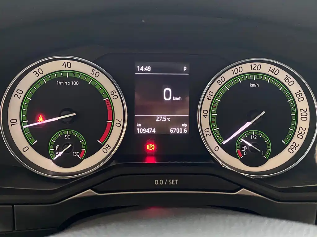 Skoda Superb — миниатюра 7