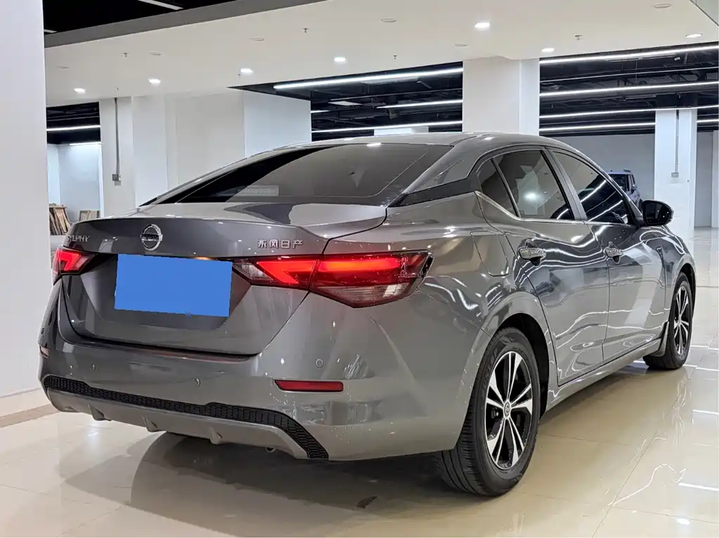 Nissan Sylphy — миниатюра 4