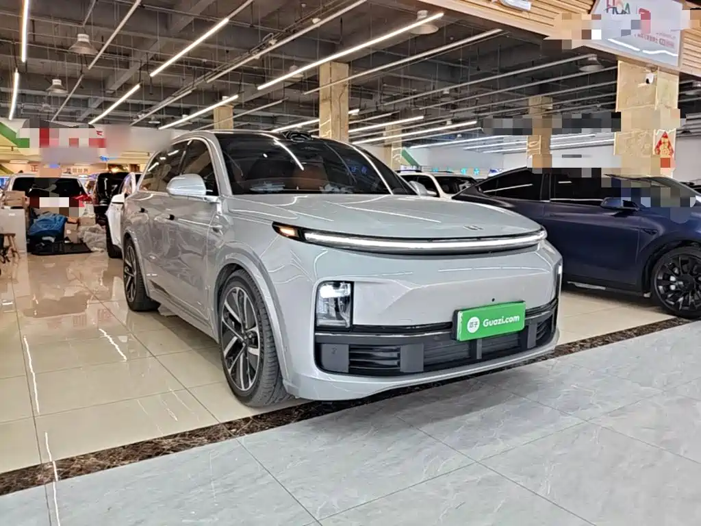 Li Auto Li L8 — миниатюра 4