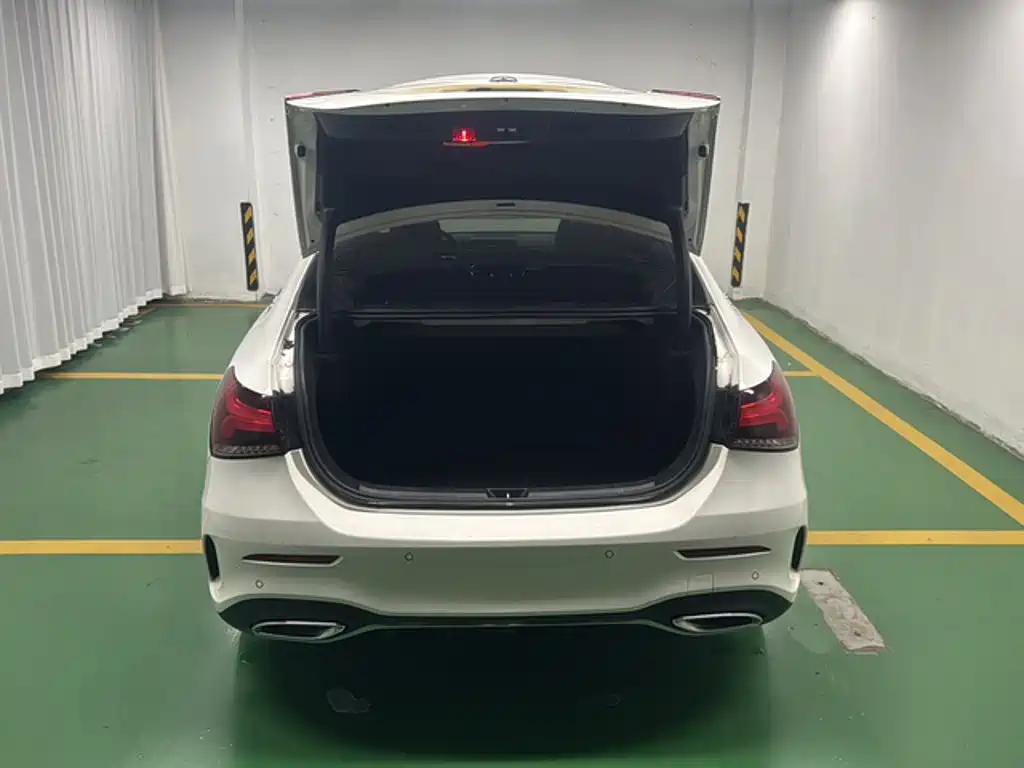 Mercedes-Benz A-Class — миниатюра 12