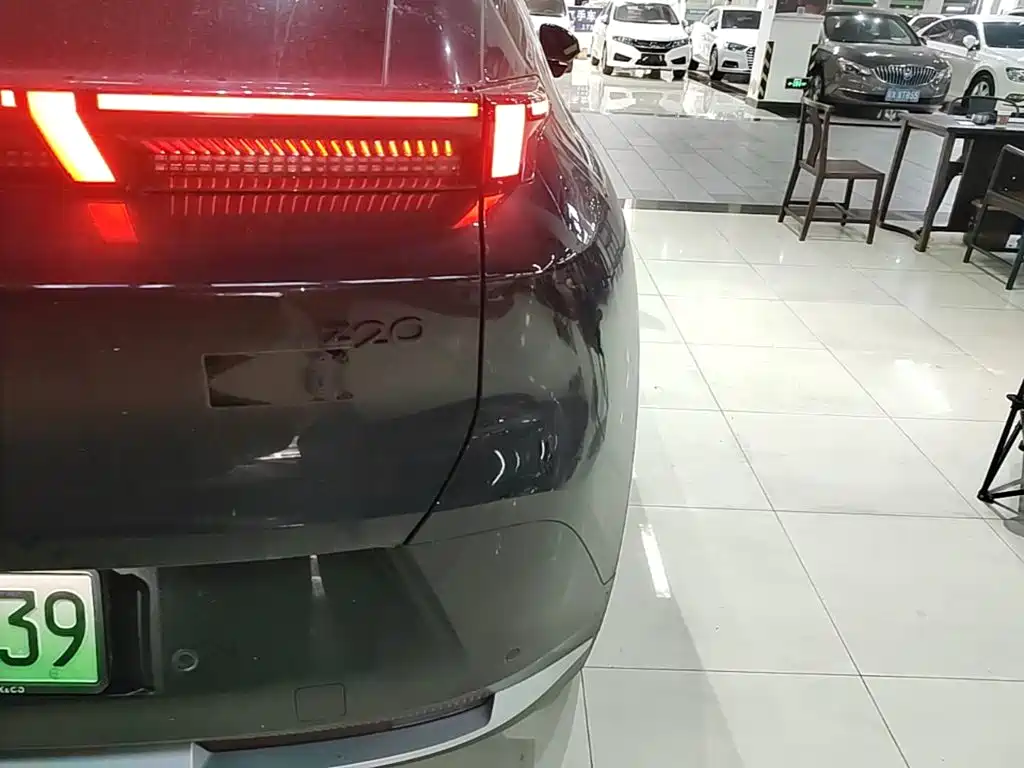 Lynk & Co Z20 — миниатюра 8