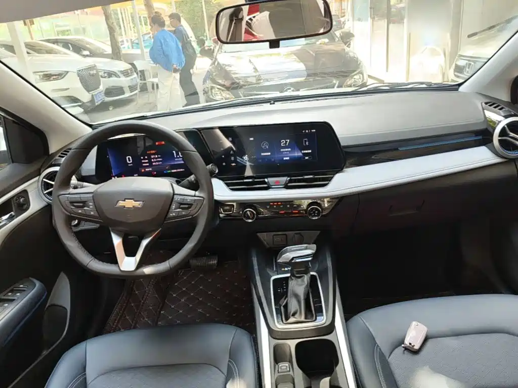 Chevrolet Monza — миниатюра 10
