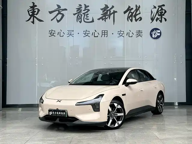 2025 Xpeng Mona M03