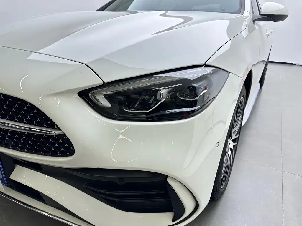 Mercedes-Benz C-Class — миниатюра 5