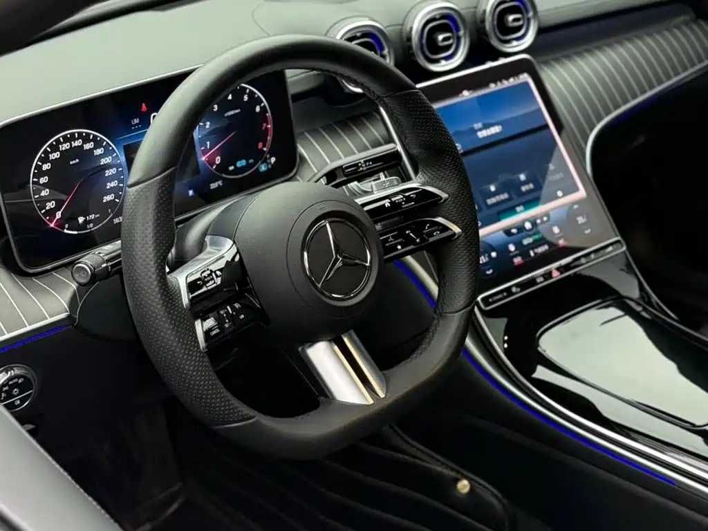 Mercedes-Benz C-Class — миниатюра 3