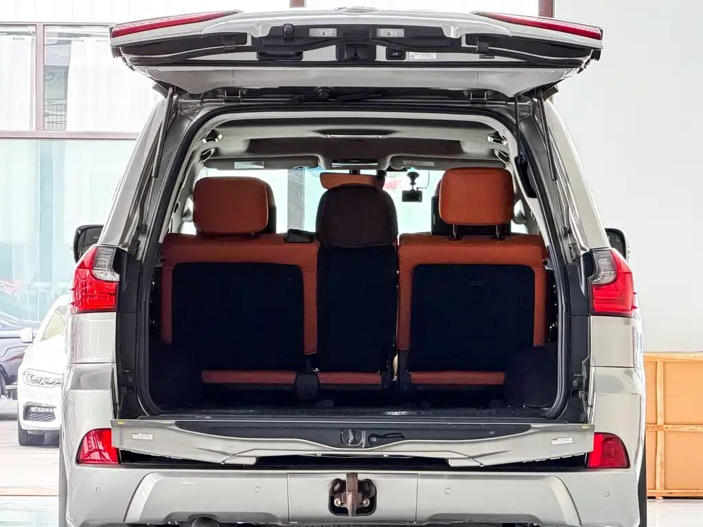 Lexus LX 2017 570 Luxury