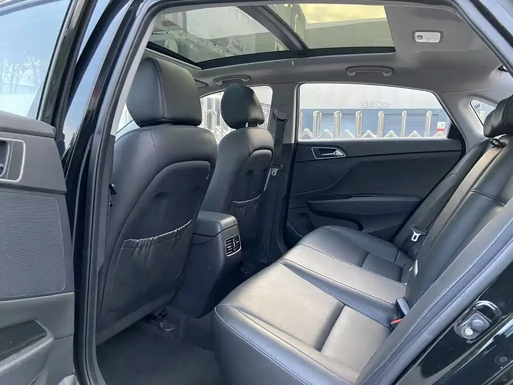 Hyundai Mistra — миниатюра 15