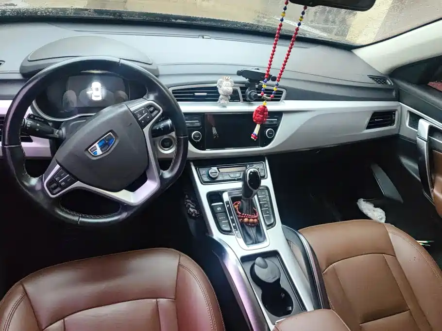 Geely Boyue — миниатюра 12
