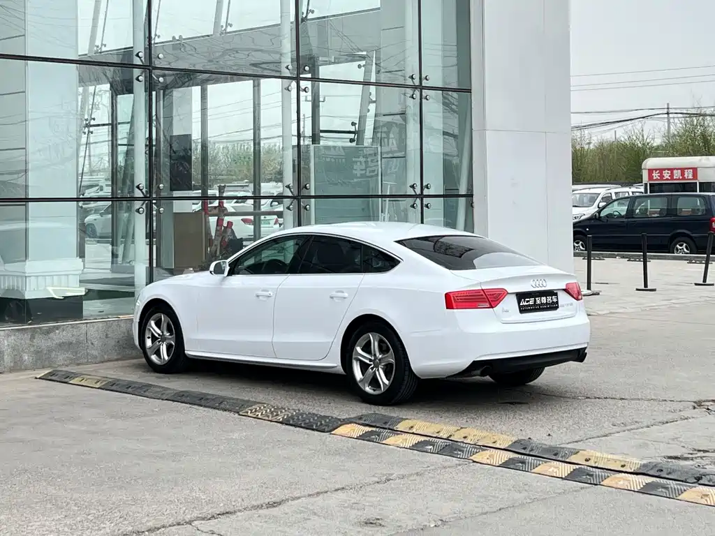 Audi A5 (Import) — миниатюра 6