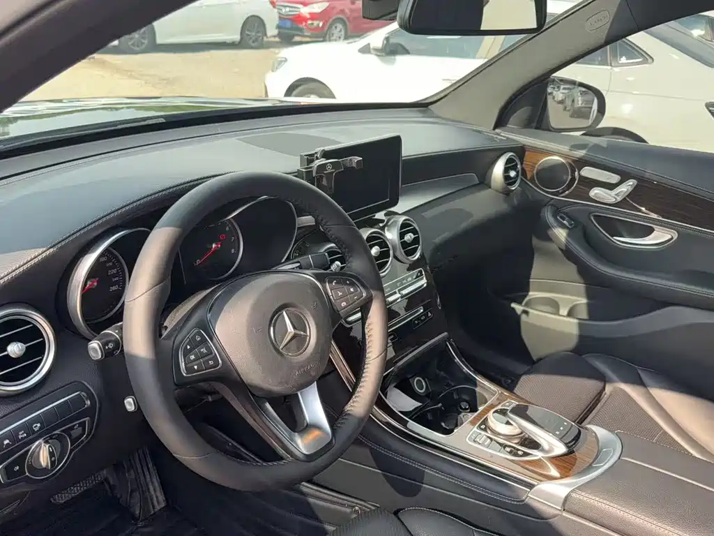 Mercedes-Benz GLC — миниатюра 2
