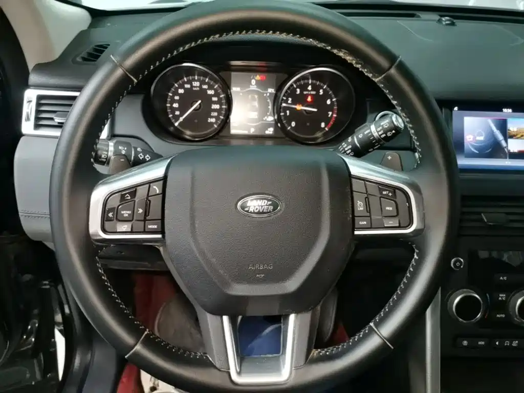 Land Rover Discovery Sport — миниатюра 11