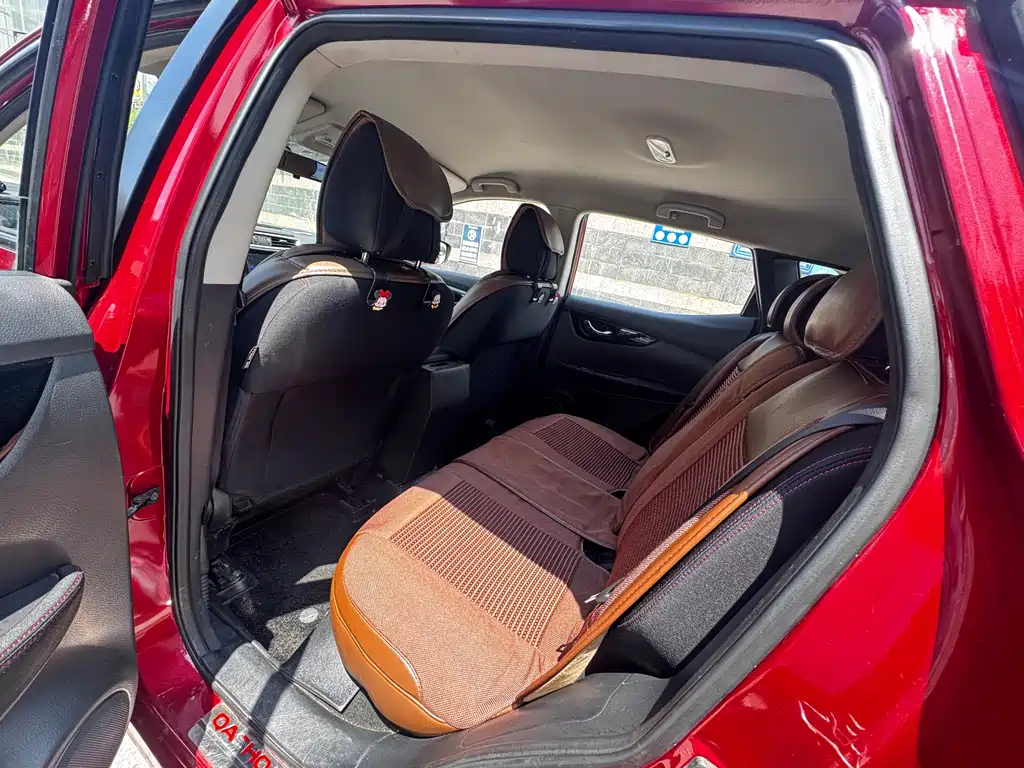 Nissan Qashqai 2.0L CVT Elite Edition, фото 8