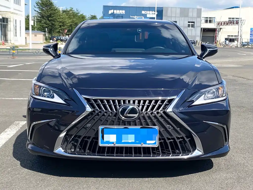 Lexus ES — миниатюра 2