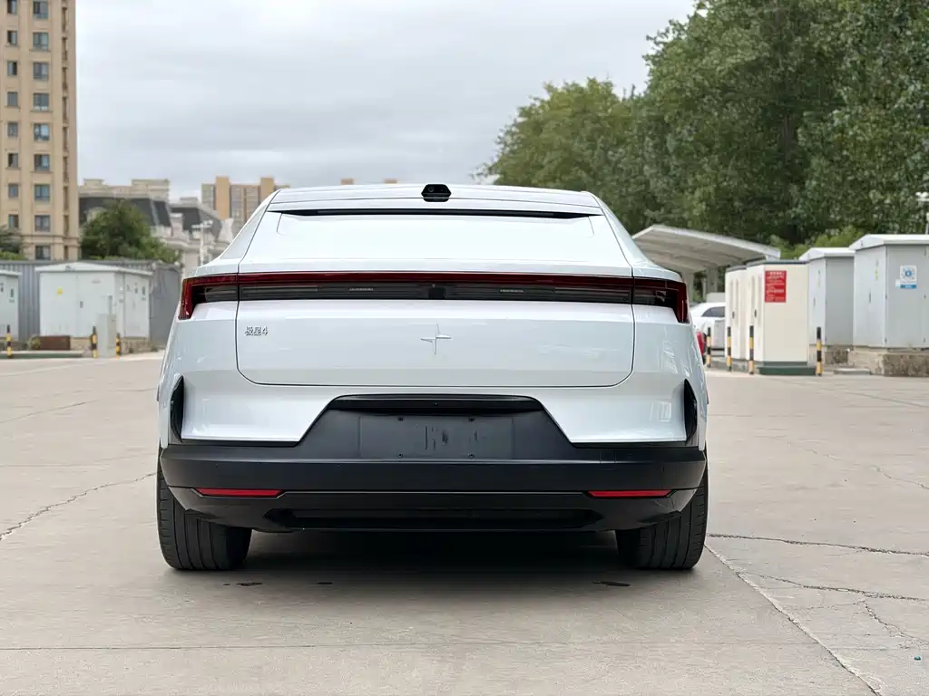 Polestar Polestar 4 — миниатюра 6