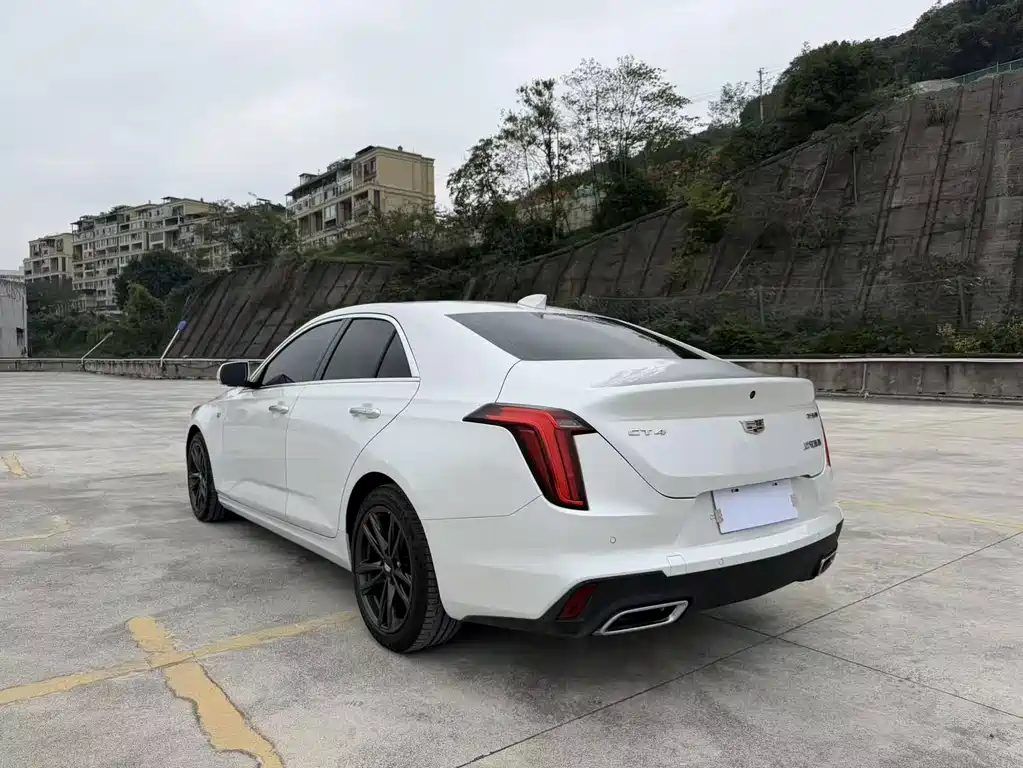 Cadillac CT4 — миниатюра 14