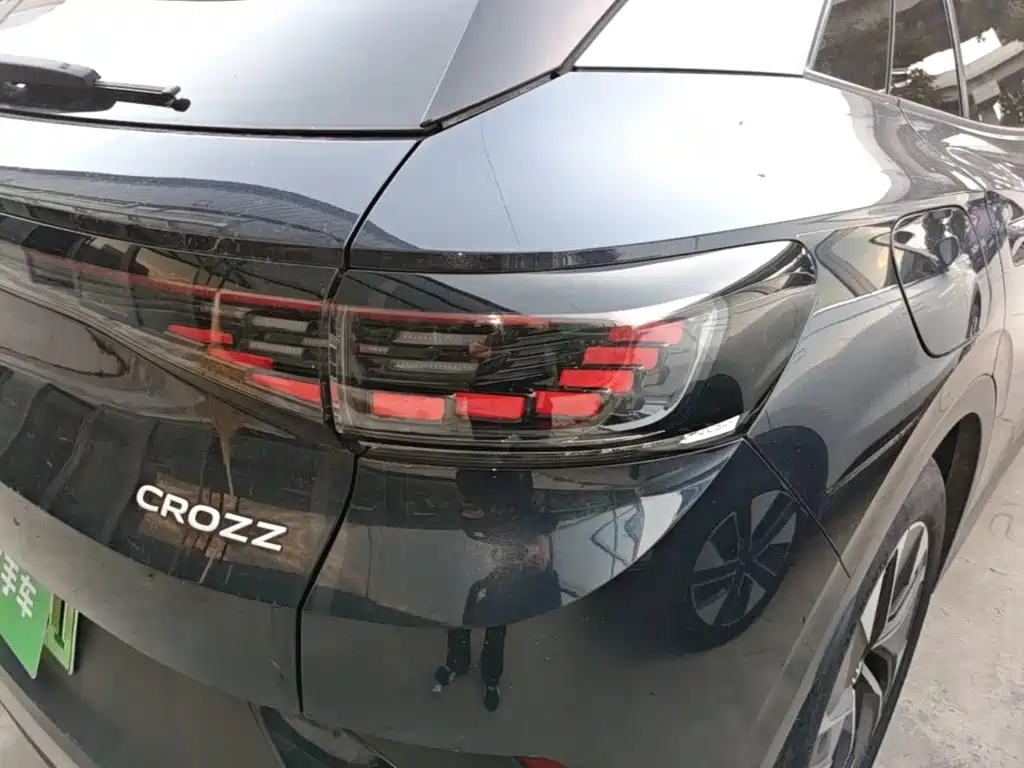 Volkswagen ID.4 Crozz — миниатюра 8