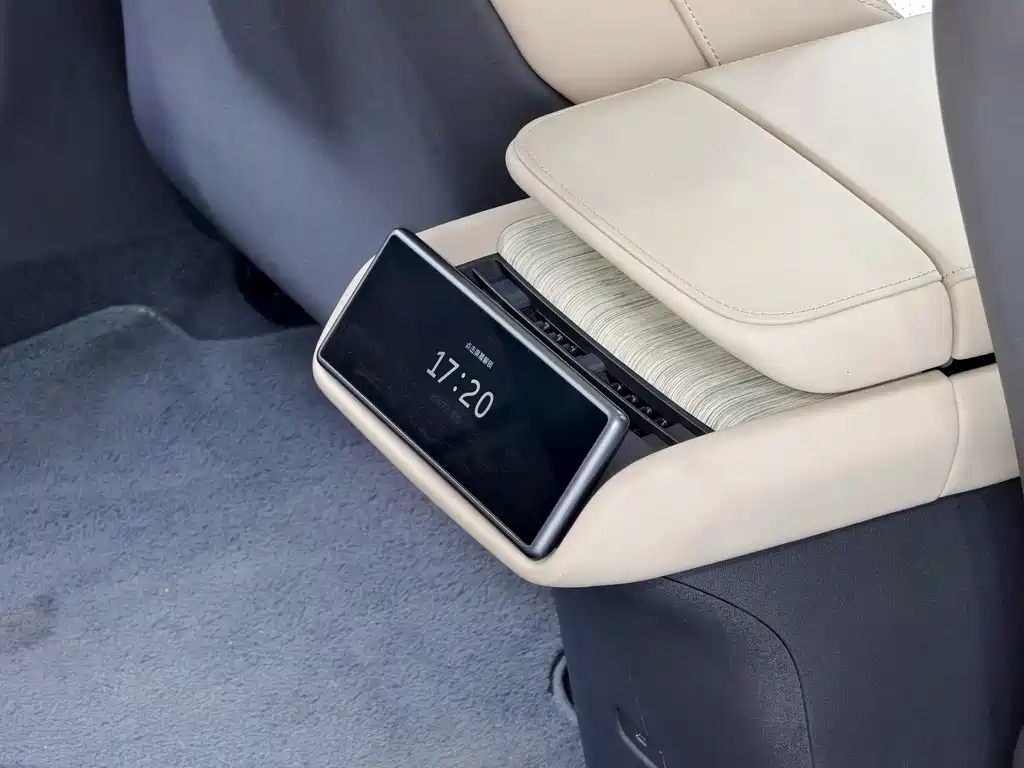 NIO ET7 — миниатюра 8