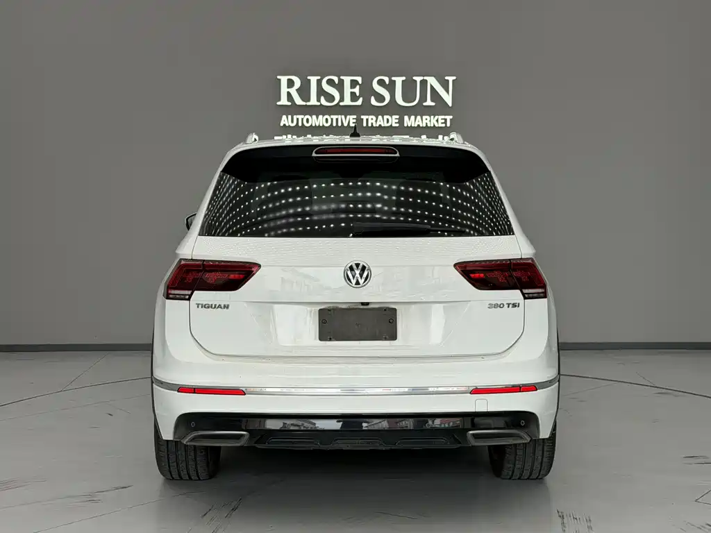 Volkswagen Tiguan 2017 380TSI R-Line