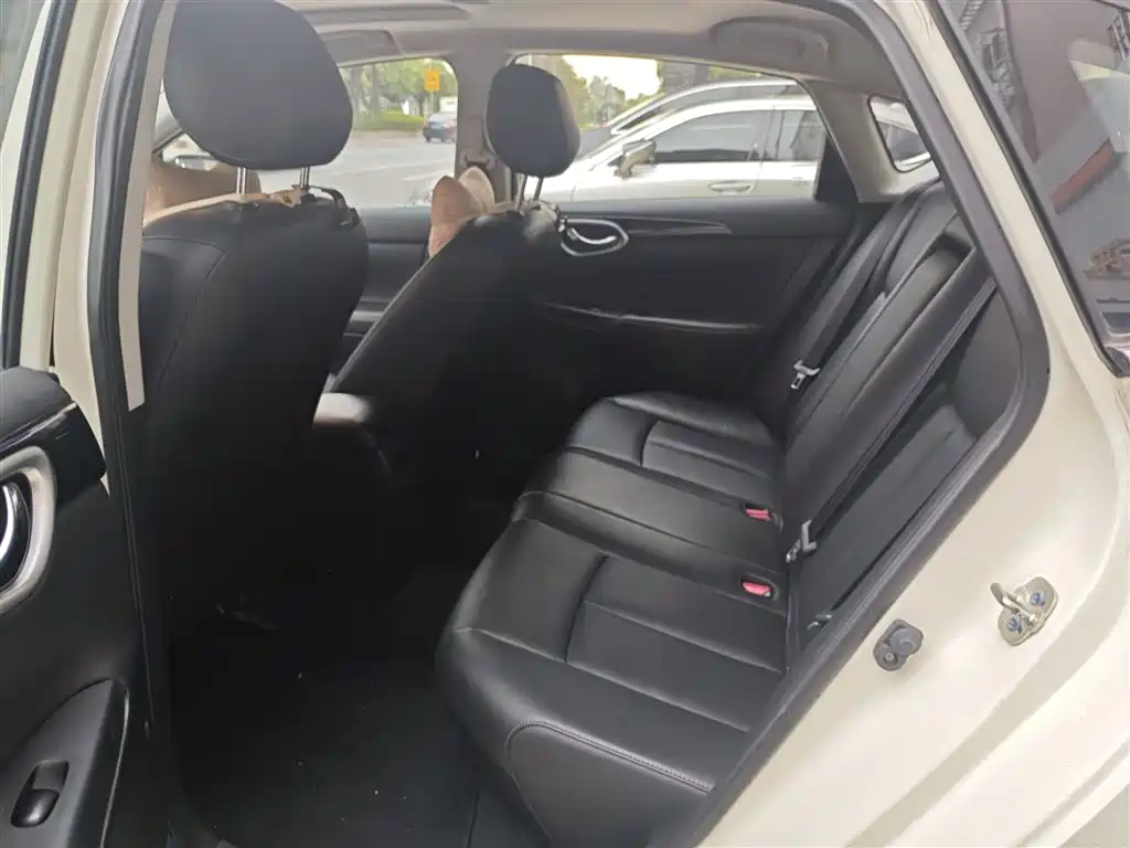 Nissan Sylphy — миниатюра 5