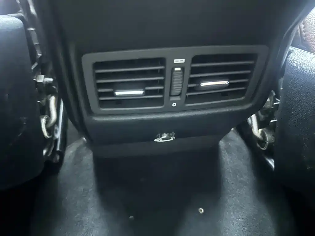 Mercedes-Benz G-Class — миниатюра 10