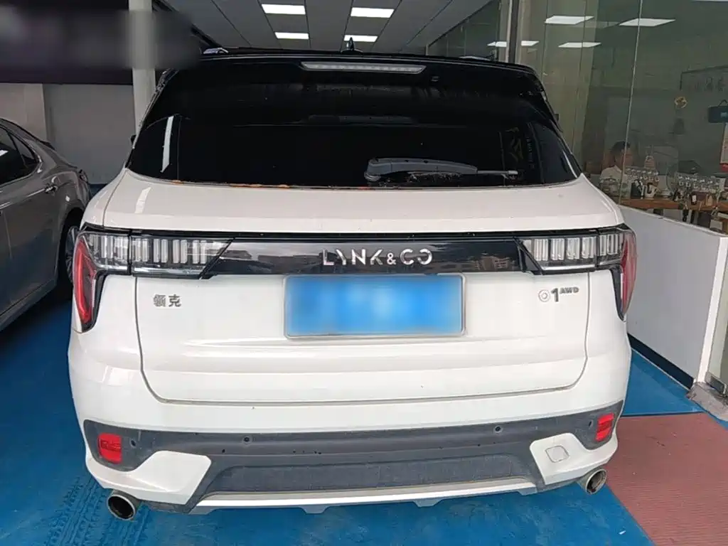 Lynk & Co 01 — миниатюра 6