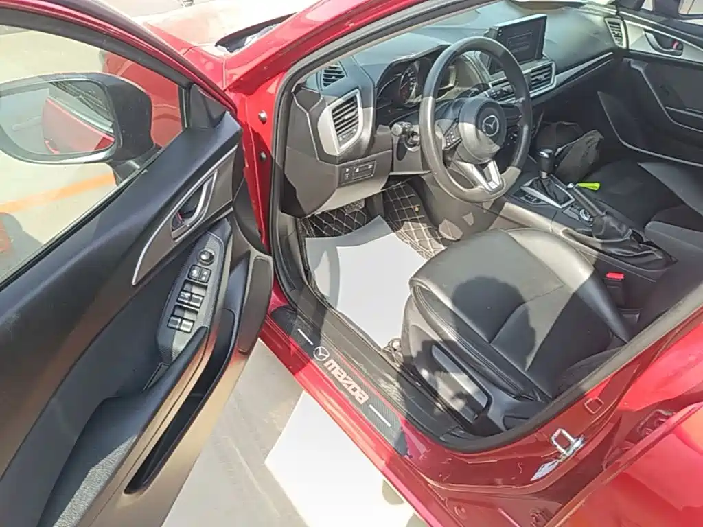 Mazda 3 Axela — миниатюра 16