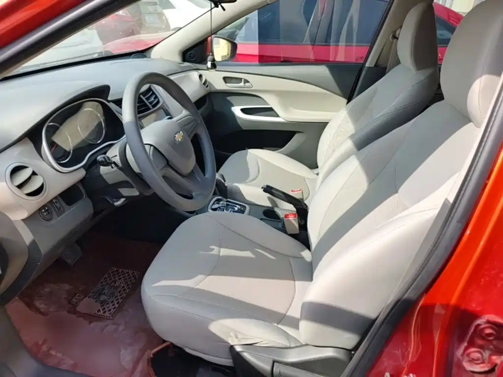 Chevrolet Sail — миниатюра 15