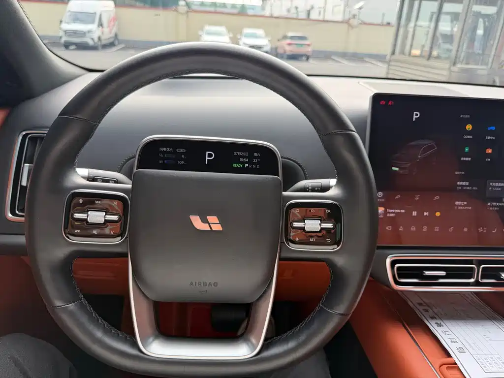Li Auto Li L8 — миниатюра 16