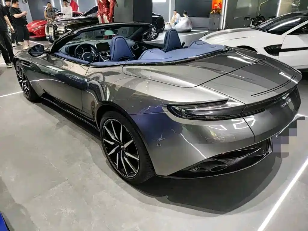 Aston Martin DB11 — миниатюра 3