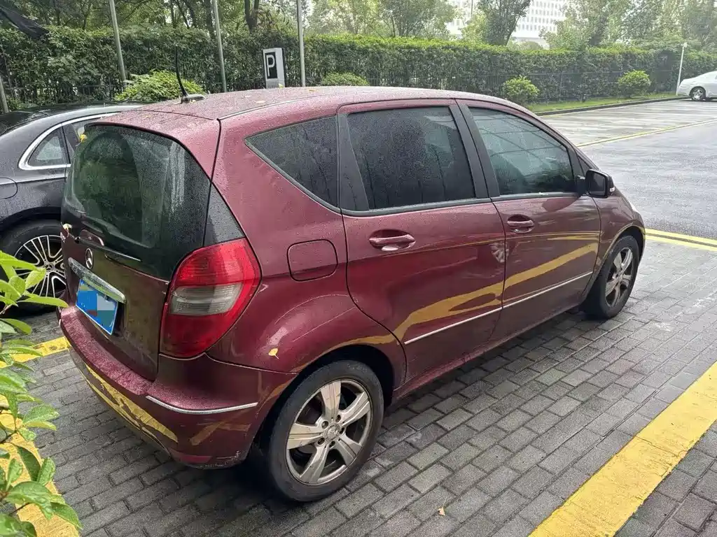Mercedes-Benz A-Class (Import) — миниатюра 3