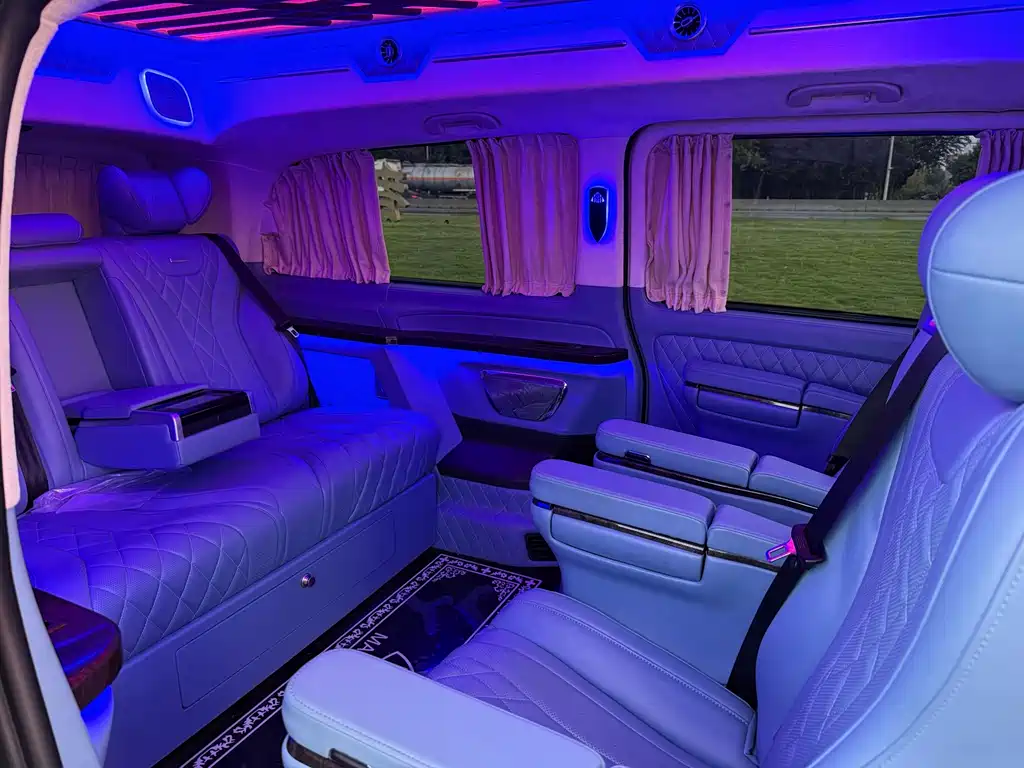 Mercedes-Benz Vito — миниатюра 19
