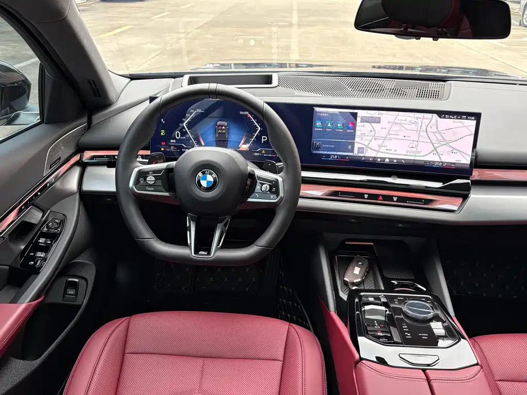 BMW 5 Series — миниатюра 6