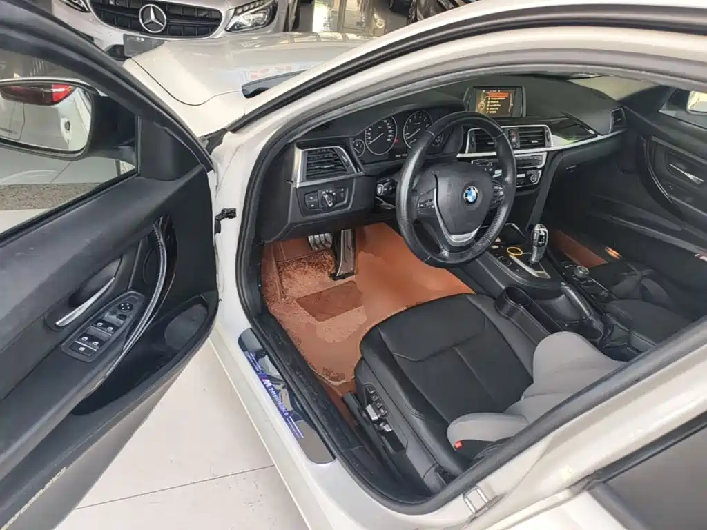 BMW 3 Series — миниатюра 16