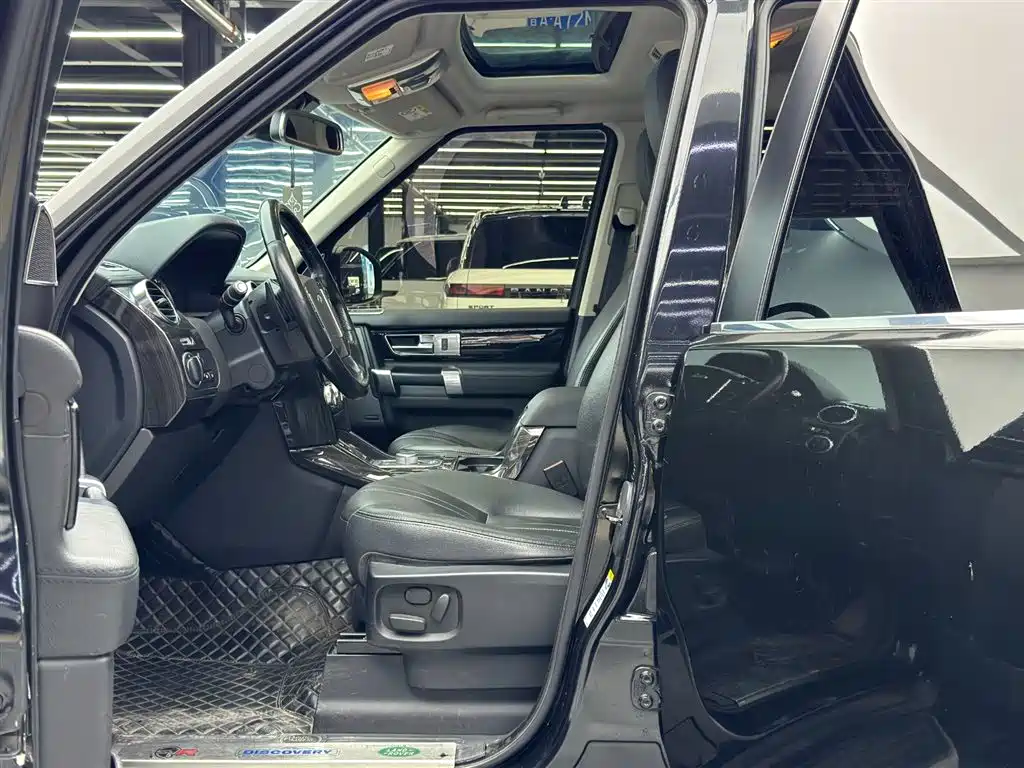 Land Rover Discovery 2016 3.0 SC V6 SE