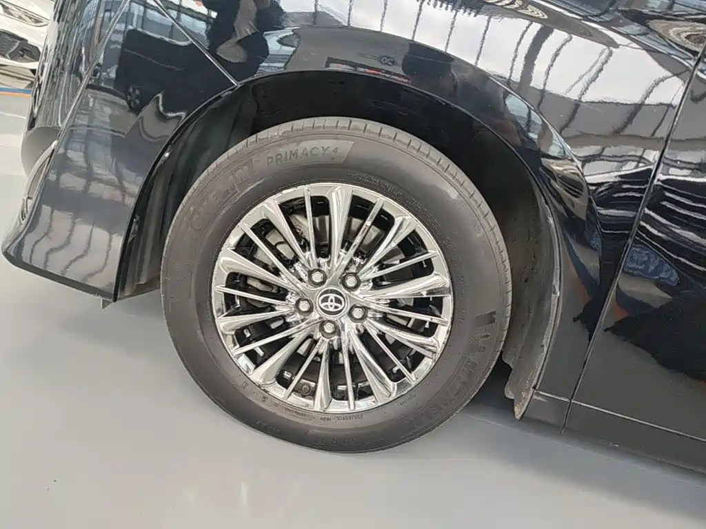 Toyota Vellfire — миниатюра 23