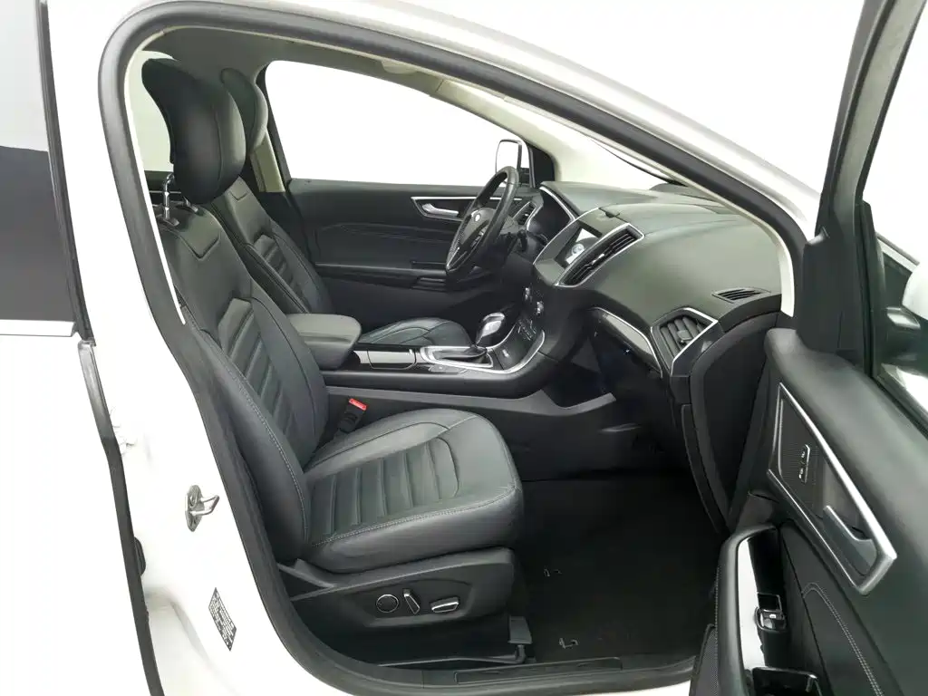 Ford Edge — миниатюра 23
