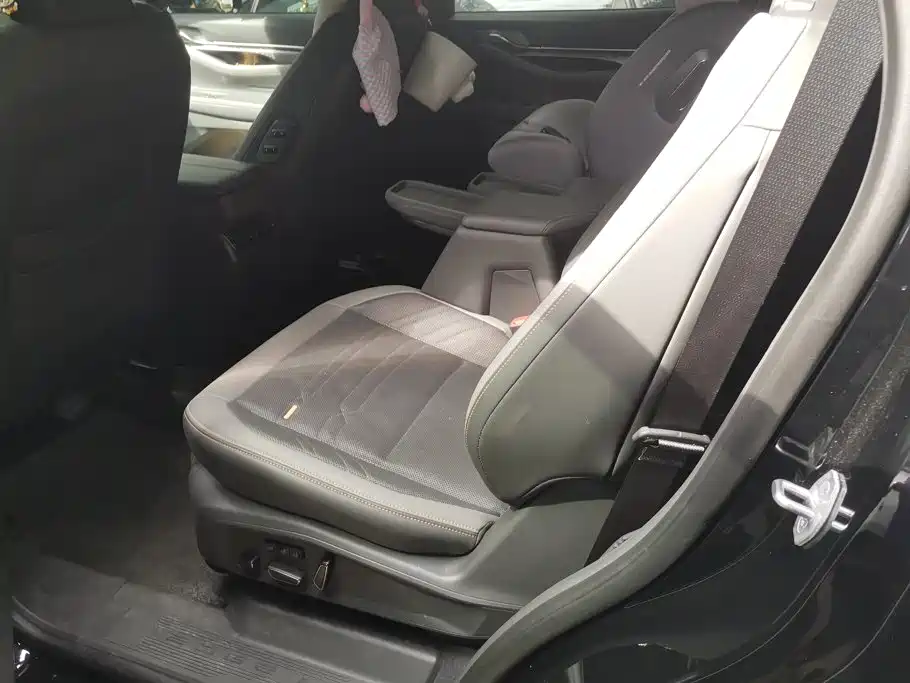 Ford Edge — миниатюра 11