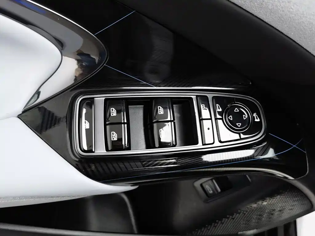 BYD Seal — миниатюра 9