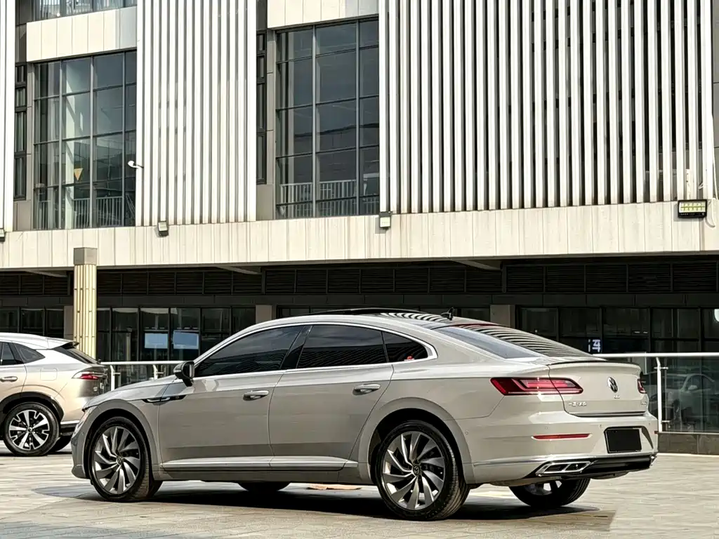 Volkswagen CC — миниатюра 7