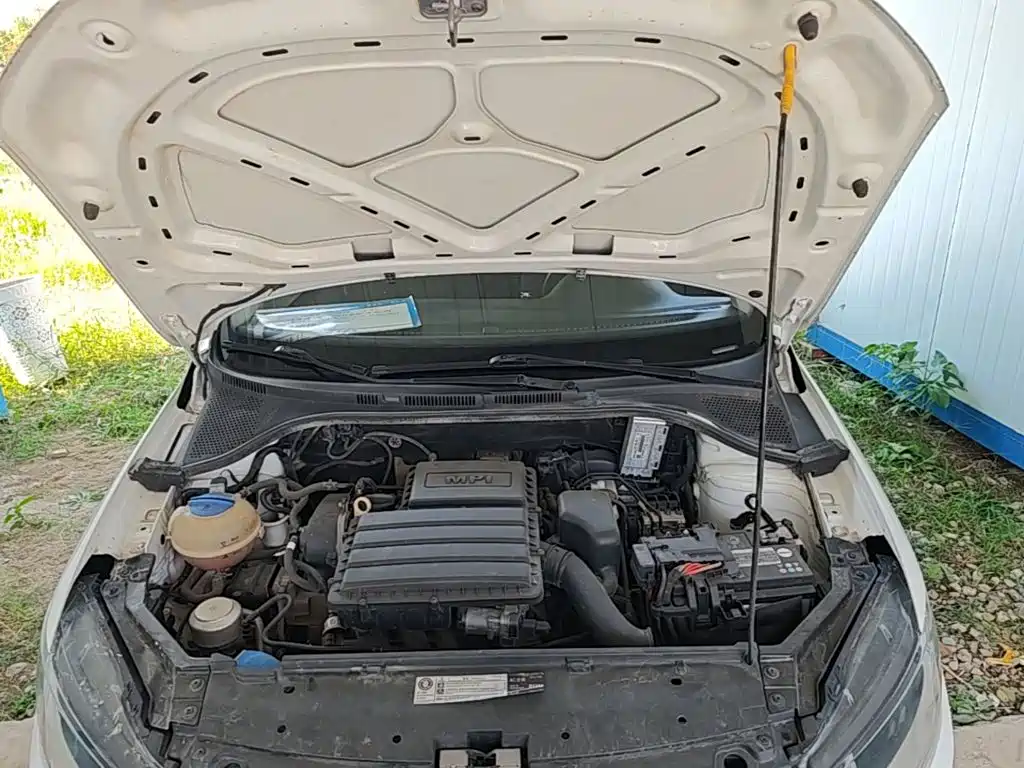 Volkswagen Santana — миниатюра 20