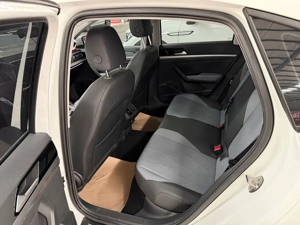 Volkswagen Lavida — миниатюра 12