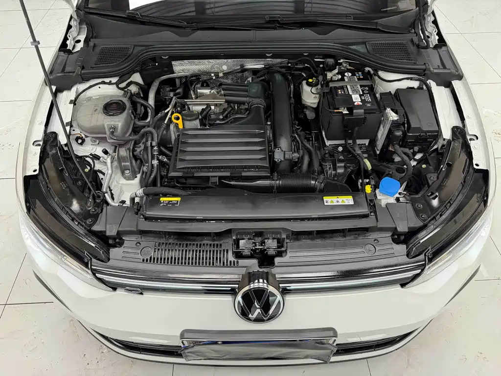 Volkswagen Golf — миниатюра 17
