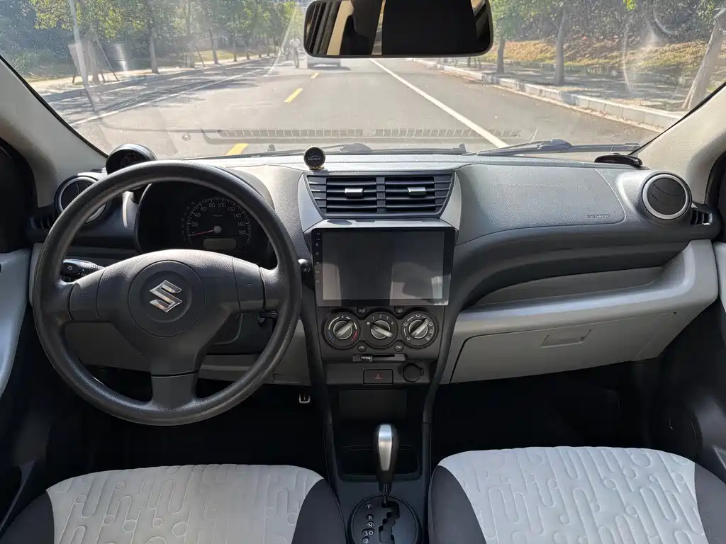 Suzuki Alto — миниатюра 17