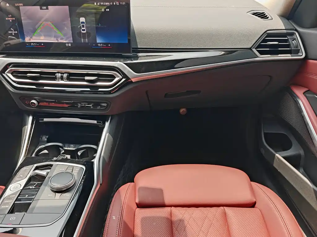 BMW 3 Series — миниатюра 13