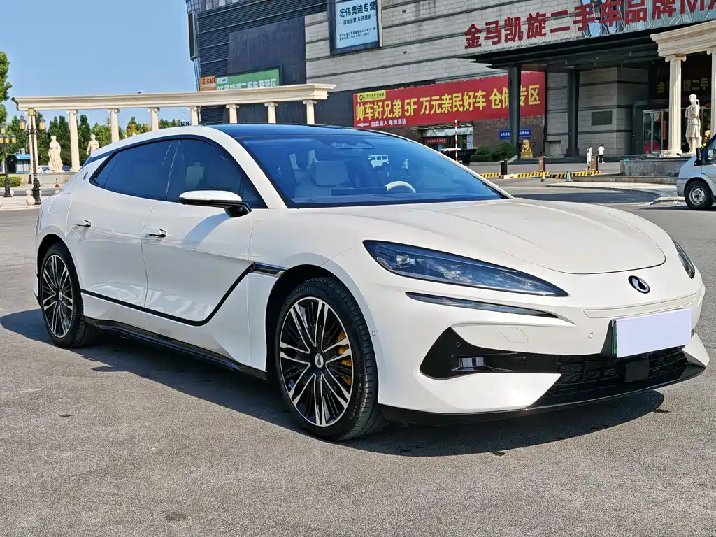 Denza Z9GT 2024 1100 Ultra