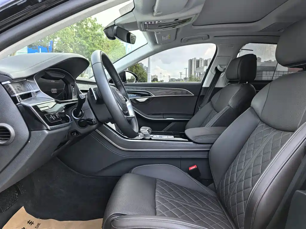 Audi A8 — миниатюра 10